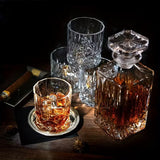 Conjunto de Botella y copas de Whiskey