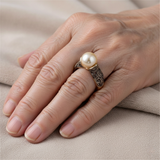 Anillo Vintage Dorado con Perla