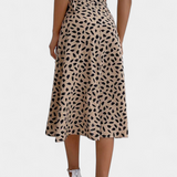 Camila Falda Envolvente Boho con Estampado Asimétrico