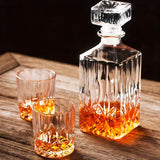 Conjunto de Botella y copas de Whiskey