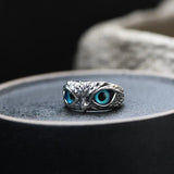 Anillo Ajustable Búho de la Buena Suerte en Plateado con Ópalo
