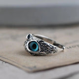 Anillo Ajustable Búho de la Buena Suerte en Plateado con Ópalo