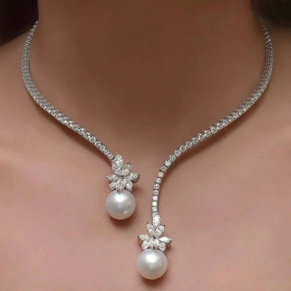 Collar Elegante y Brillante de Perlas en Plata Esterlina