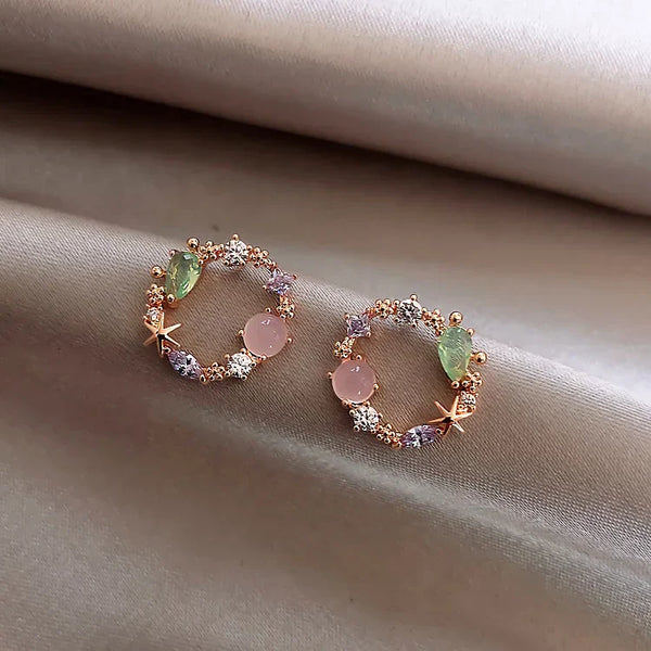 Floral con zirconia en oro