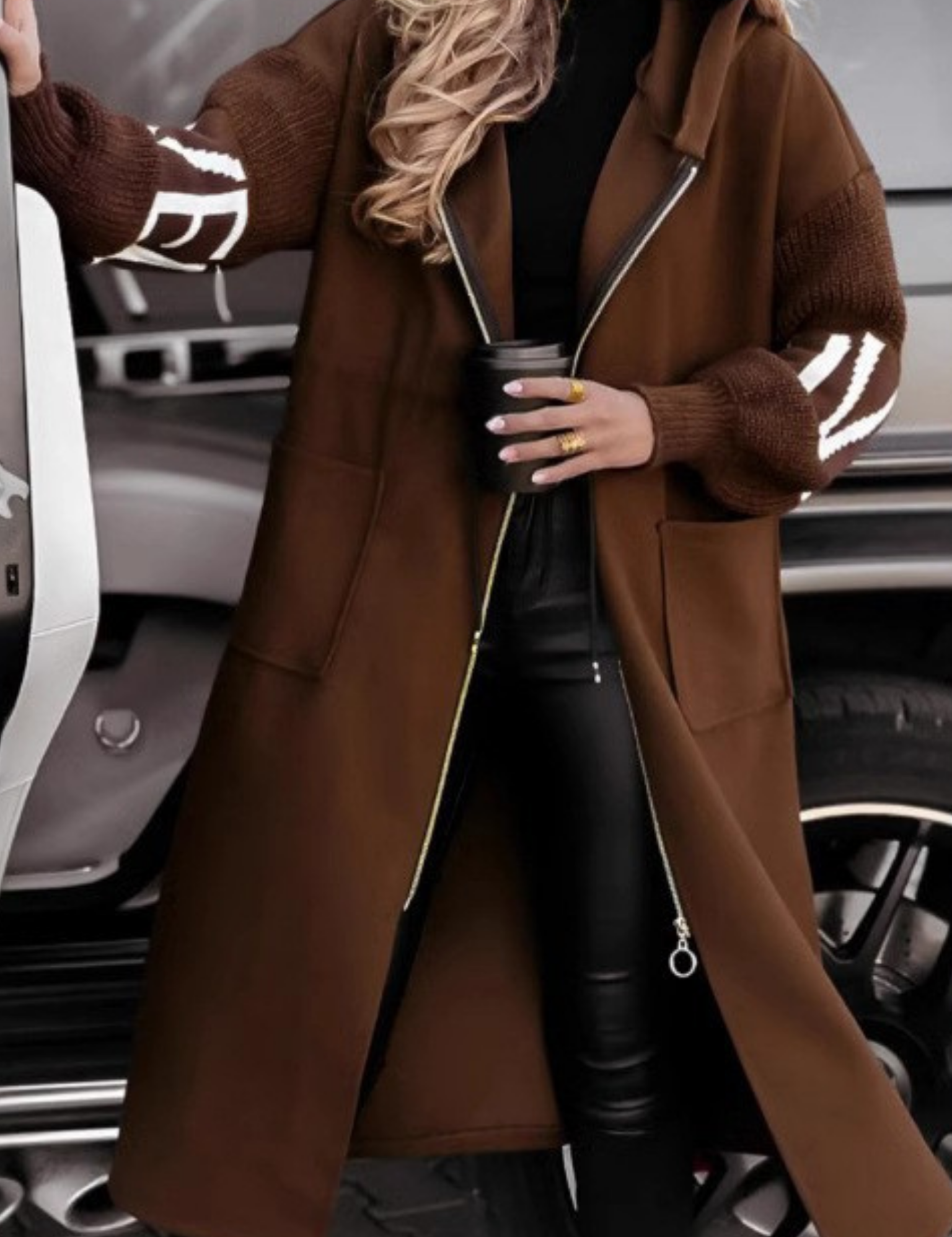 Elena | Chaqueta de mujer con mangas de punto y capucha