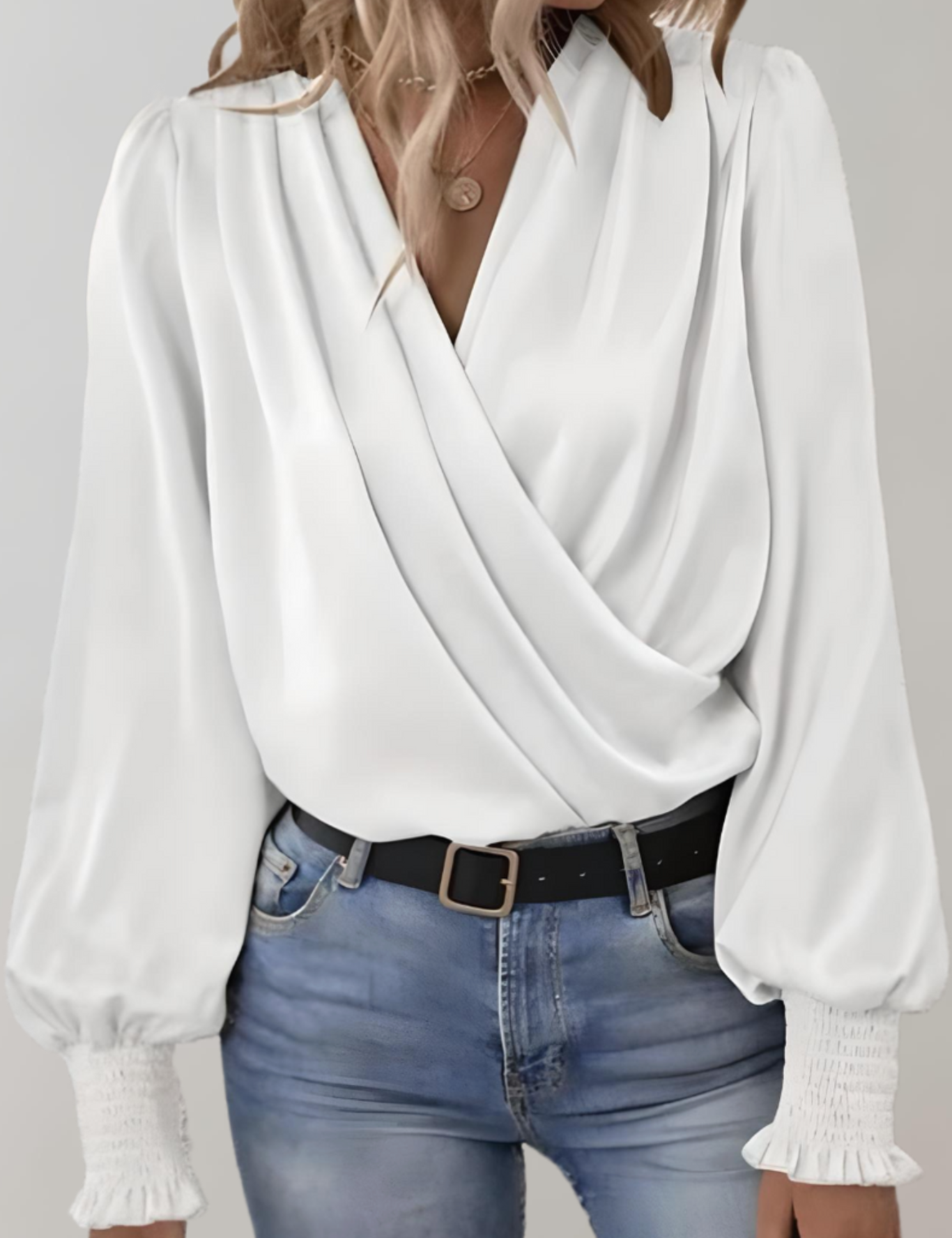Quinn | Blusa Elegante de Manga Larga con Escote en V