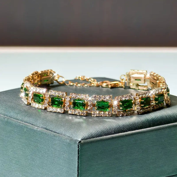 Elisa Esmeralda de Pulsera de Oro