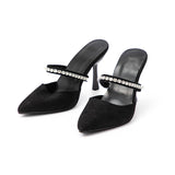 Sandalias de tacón alto con punta afilada adornadas con strass