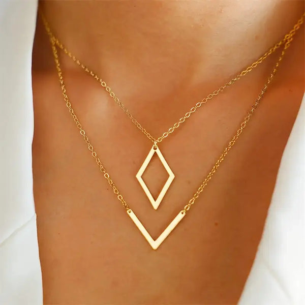 Colgante Elegante con Péndulo Geométrico en V