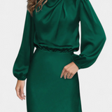 Cecila Vestido Maxi con Cuello Alto y Detalle Floral