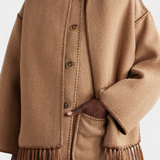 Pauline | Abrigo de Corte Suelto con Bufanda de Flecos Incorporada