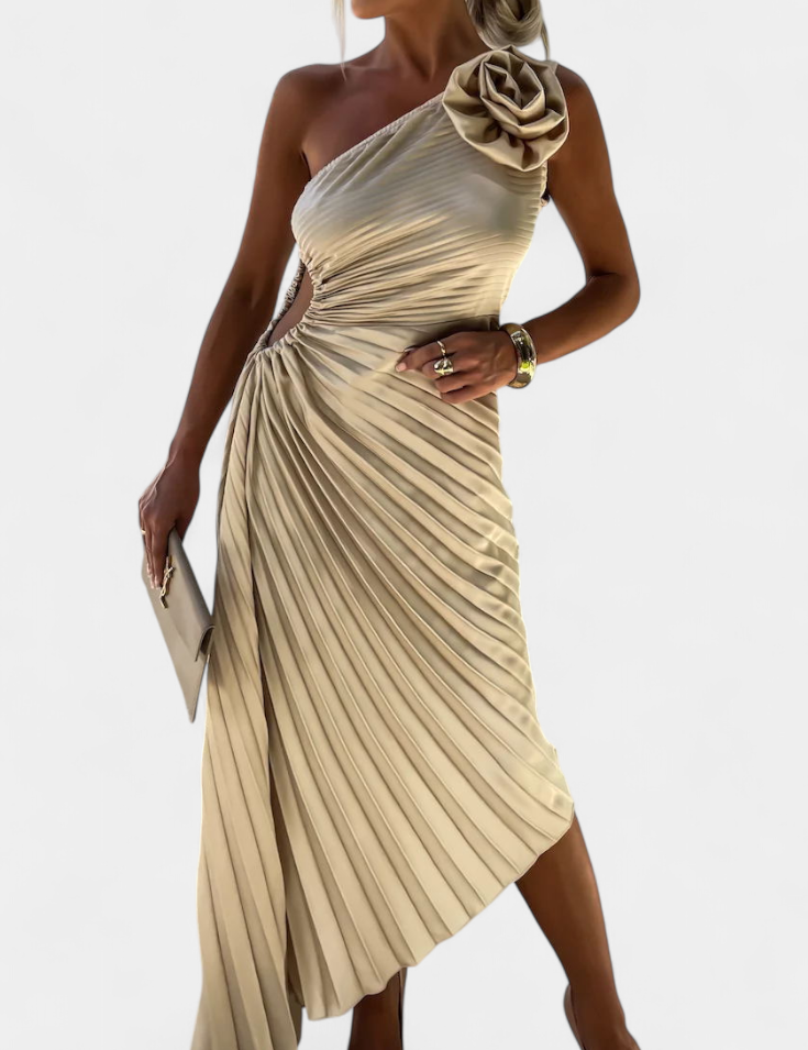 Leire Vestido de Cóctel Asimétrico con Aplique Floral y Falda Plisada