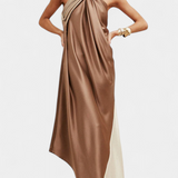 Rebecca Vestido Maxi Irregular de Color Bloque con Espalda Descubierta