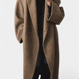 Lora | Abrigo Clásico Felisha con Corte Refinado y Estilo Atemporal