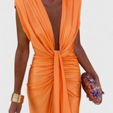 Lakisha Vestido Midi Fruncido con Escote Profundo