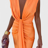 Lakisha Vestido Midi Fruncido con Escote Profundo