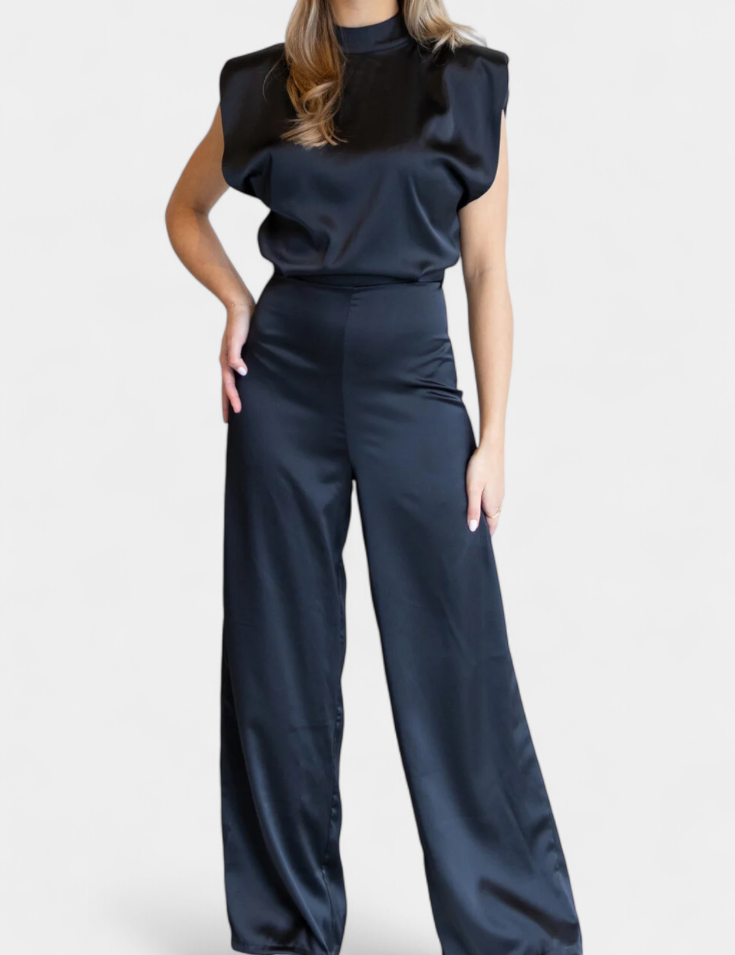 Francis Mono Sin Espalda de Corte Fluido