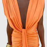 Lakisha Vestido Midi Fruncido con Escote Profundo