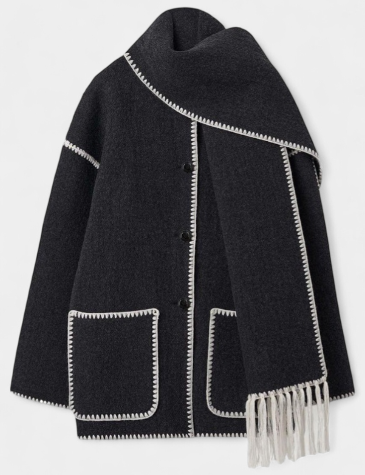 Pauline | Abrigo de Corte Suelto con Bufanda de Flecos Incorporada