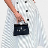 Diana Vestido Camisero Midi a Rayas con Cintura Anudada