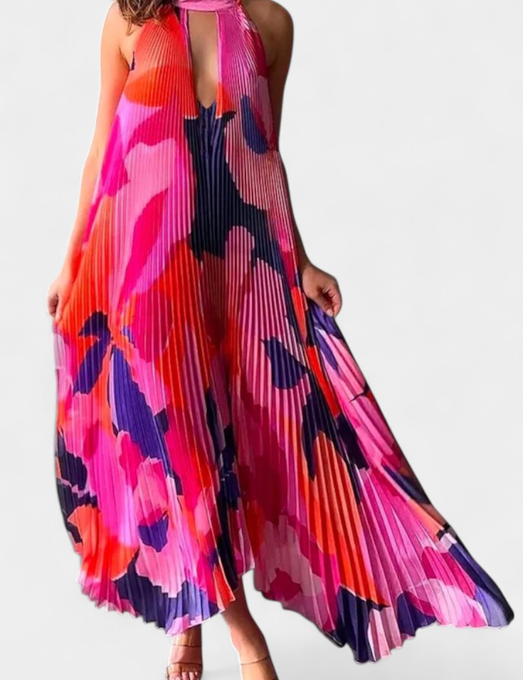 Giselle Vestido Largo Plisado con Escote Halter y Movimiento Elegante